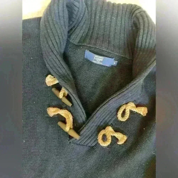 Women’s size medium J Crew sweater - Picture 2 of 2